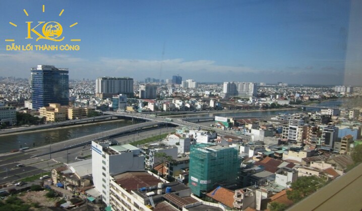 view nhìn ra sông Sài Gòn - Đại Lộ Đông Tây